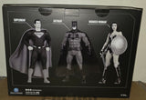 DC Multiverse: Justice League (2021) - Batman & Superman & Wonder Woman (Level 4 - Justice is Gray)