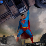 Mezco One:12 Collective: DC Comics - Superman: Man of Steel Edition