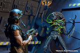 Aliens - 7" Scale Action Figure - Series 12: Xenomorph Warrior (Brown, Battle Damaged)